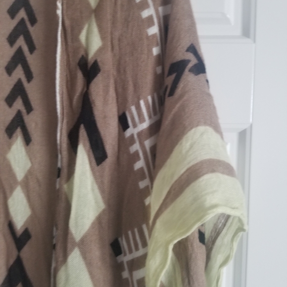 Anthro boho kimono wrap - Picture 4 of 6